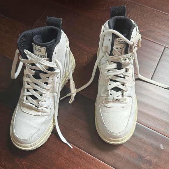 AF1 HI UT 2.0 - Picture 2 of 8